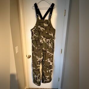 Volcom Rain GORE-TEX Bib Overalls – Men’s Snow Bibs – Camo – Size M